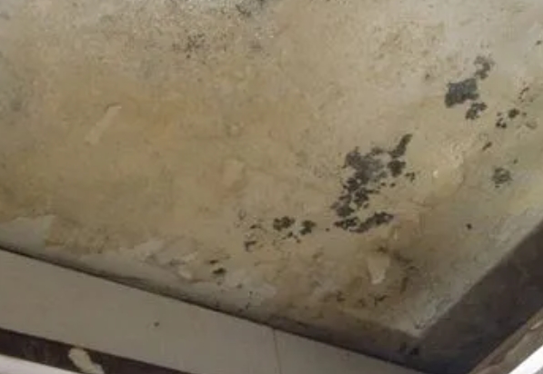 南平市阳台漏水维修公司分享下南平市卫生间渗水维修需要注意哪些问题。